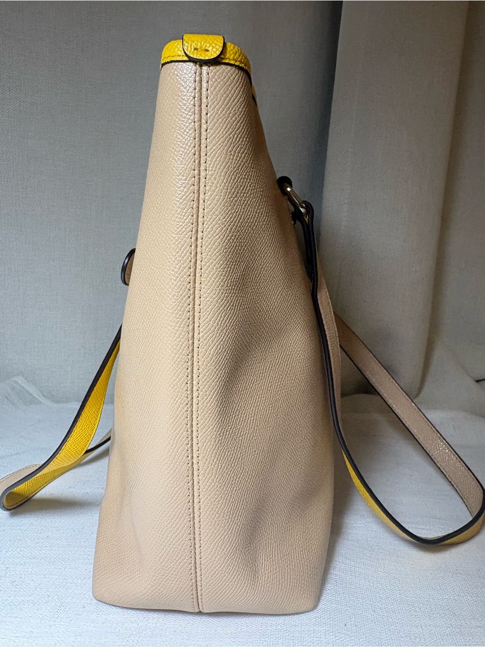 Coach City Zip Tote Beige Leather Yellow Trim Shoulder Bag Purse F59855 New - Picture 8 of 16